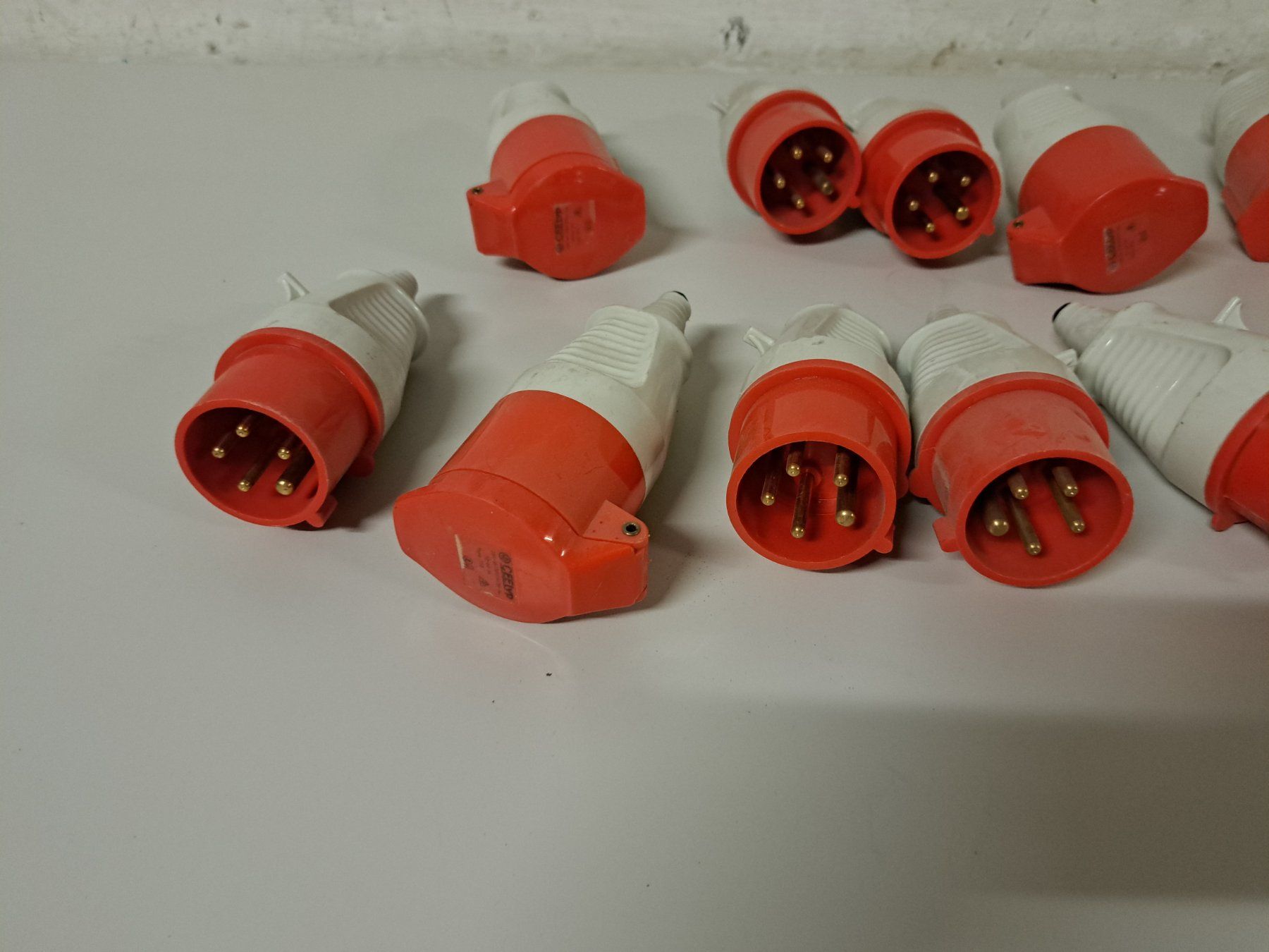 Spine: Lot mit Stecker 16A/ C16 – Usato da Belp venduto da deal-now 1