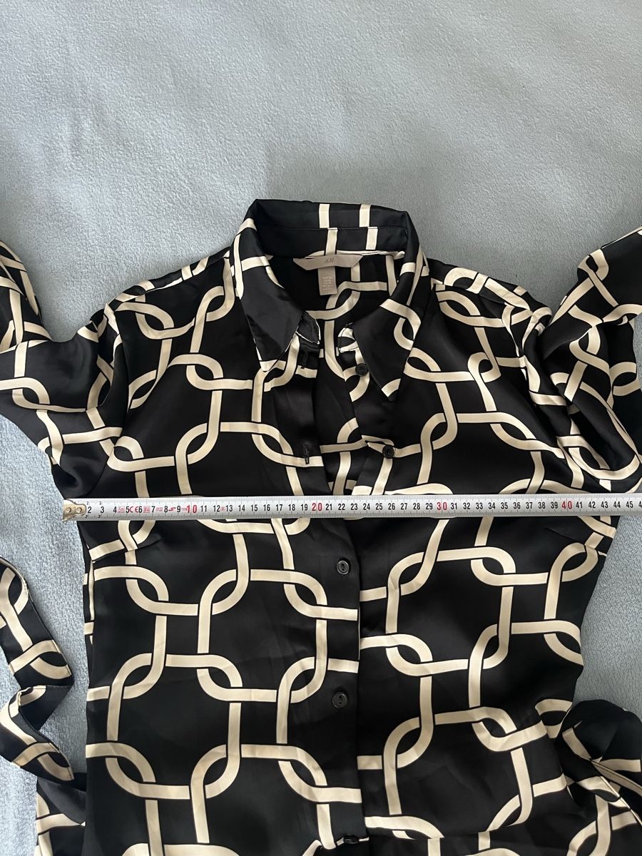 H&M Kleider: Kleid gemustert schwarz-weiss, neuwertig – Neu (gemäss Beschreibung) aus Olten von sae_82z2 3