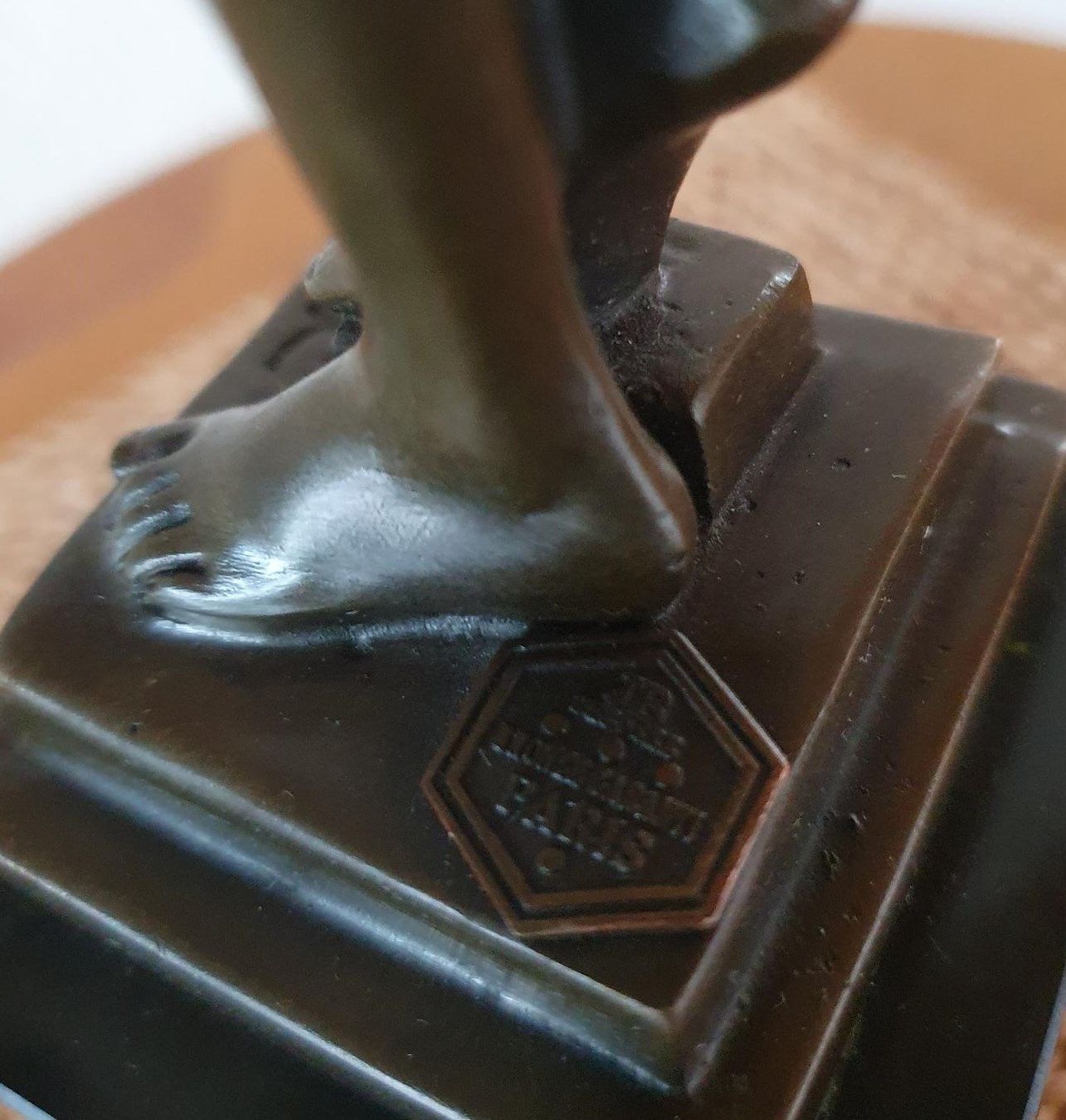 Figuren: erotische stehende Schönheit Bronce Bronze – Gebraucht aus Stüsslingen von pati-king 5