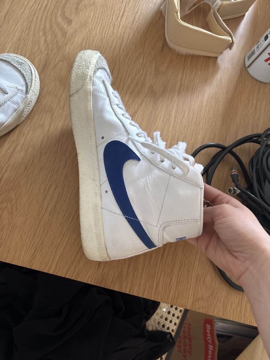 Nike Scarpe da uomo: Nike Blazer Mid 77 Sneaker Grösse 38.5 – Usato da Bern venduto da jasmin_mmm 1