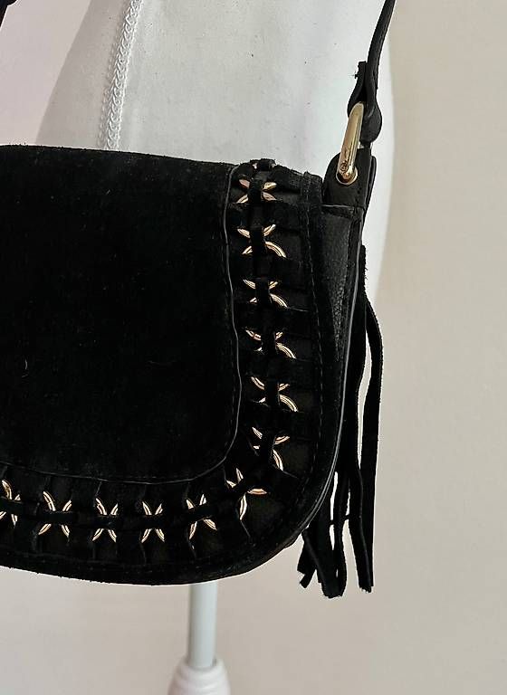 Borse da donna: Mango Tasche schwarz/gold mit Fransen – Usato da Volketswil venduto da oli_l2zq 1