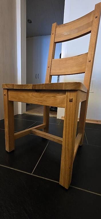 Chaises: Chaises en chêne  – D'occasion à Anzère par tevob