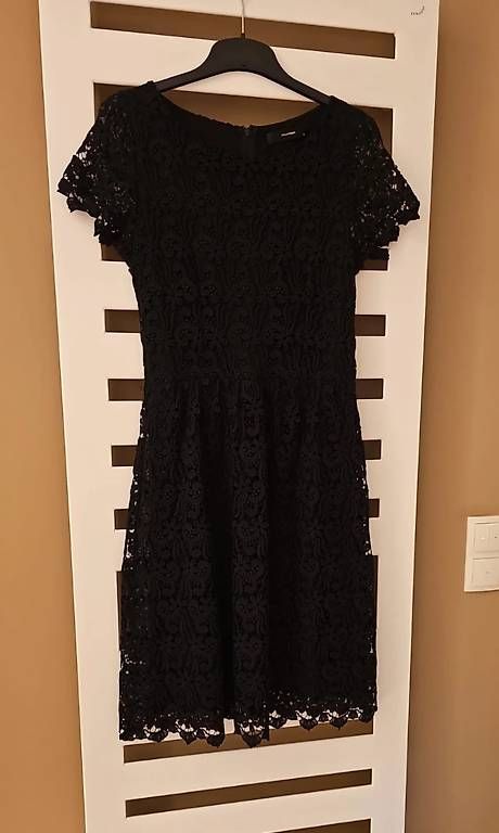 Kleider: Spitzenkleid – Gebraucht aus Landquart von gru_wxj8