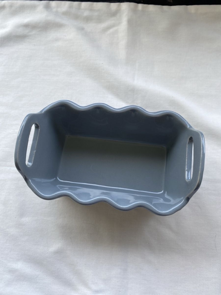 Tutte le decorazioni: Gray Ceramic Christmas Serving Tray Basket Decoration – Nuovo e nell'imballaggio originale da Buttikon SZ venduto da Maxwelltime 1