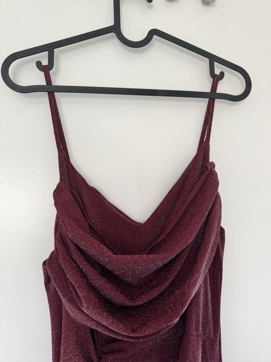 Shein Vestiti: Bordeaux Long Gown – Nuovo (secondo la descrizione) da Dübendorf venduto da maf_6tqh 1