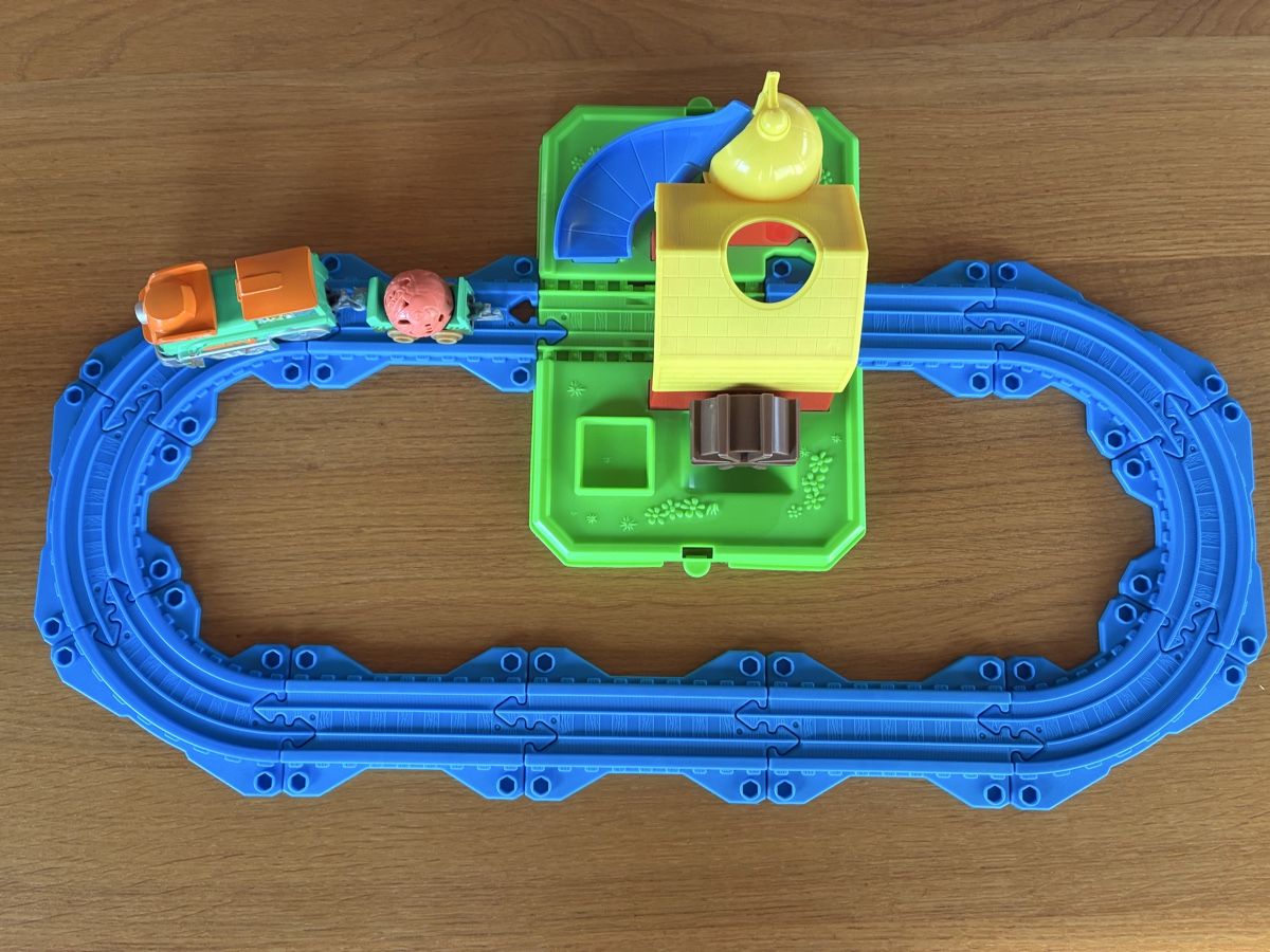 Spielzeuge: Spin Master Mighty Express Farmbahnhof – Gebraucht aus Ruschein von CalmAir 1