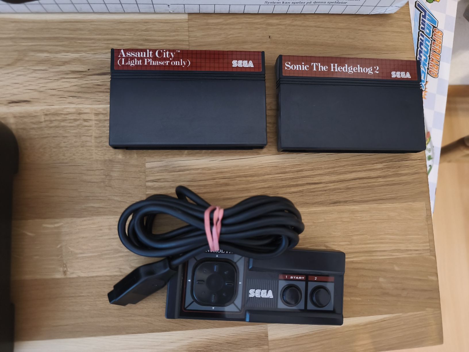 Sega Konsolen: SEGA Master System II avec boîte  – Defekt aus Conthey von Th3gr4yf0x 2