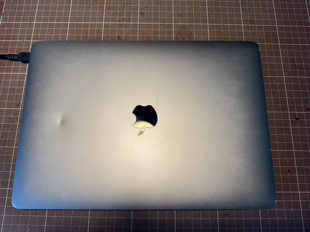 Apple Notebooks: Verkaufe MacBook Air 2019 – Gebraucht aus Uster von  2