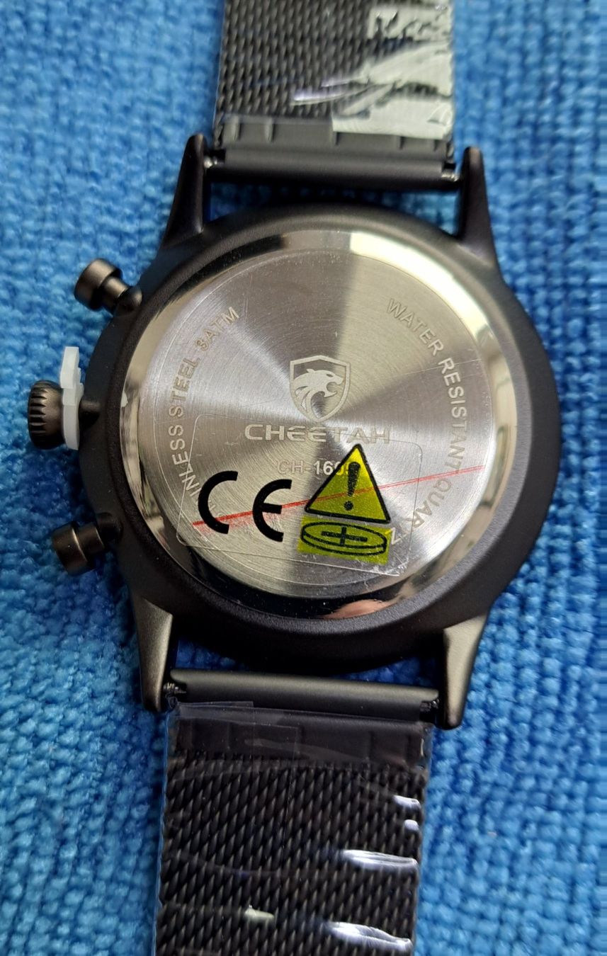 Uhren: ARMBANDUHR NEU / ein dezenter Blickfang – Neu und originalverpackt aus Oftringen von Second-Hand-Uhren 2