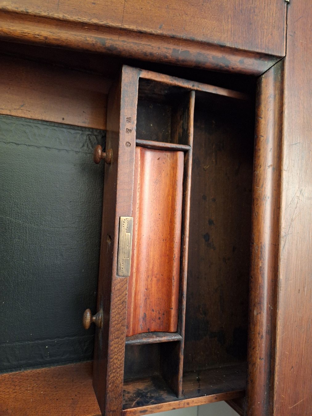 Scrivanie: Dickensen Desk Schreibtisch – Usato da Schmiedrued venduto da michelle62 6