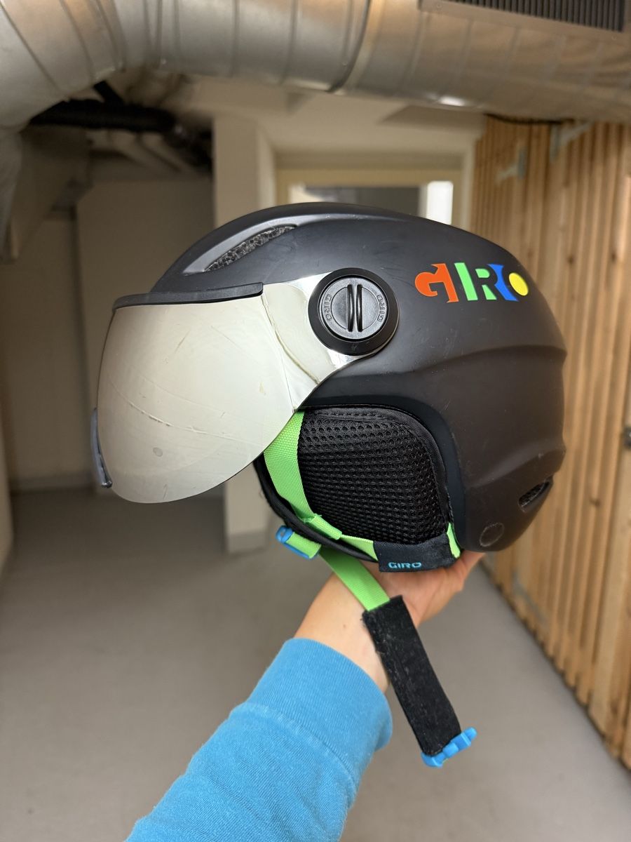Giro Helme: Skihelm GIRO BUZZ MIPS – Gebraucht aus Zürich von mlg12341234 5