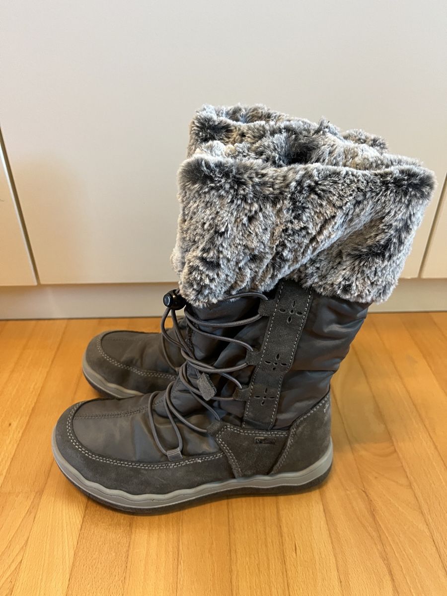 Primigi Schuhe für Mädchen: Primigi Winterstiefel Gr. 34  – Gebraucht aus Flurlingen von absh 1