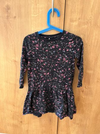 geblümtes Langarmkleid, Größe 104
