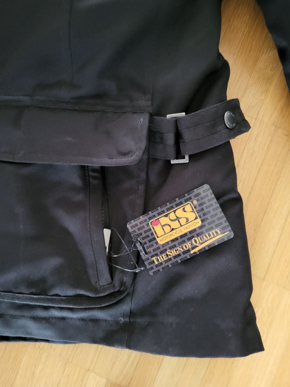 IXS Jacken: Motorradjacke IXS – Gebraucht aus Sursee von Sarush 4