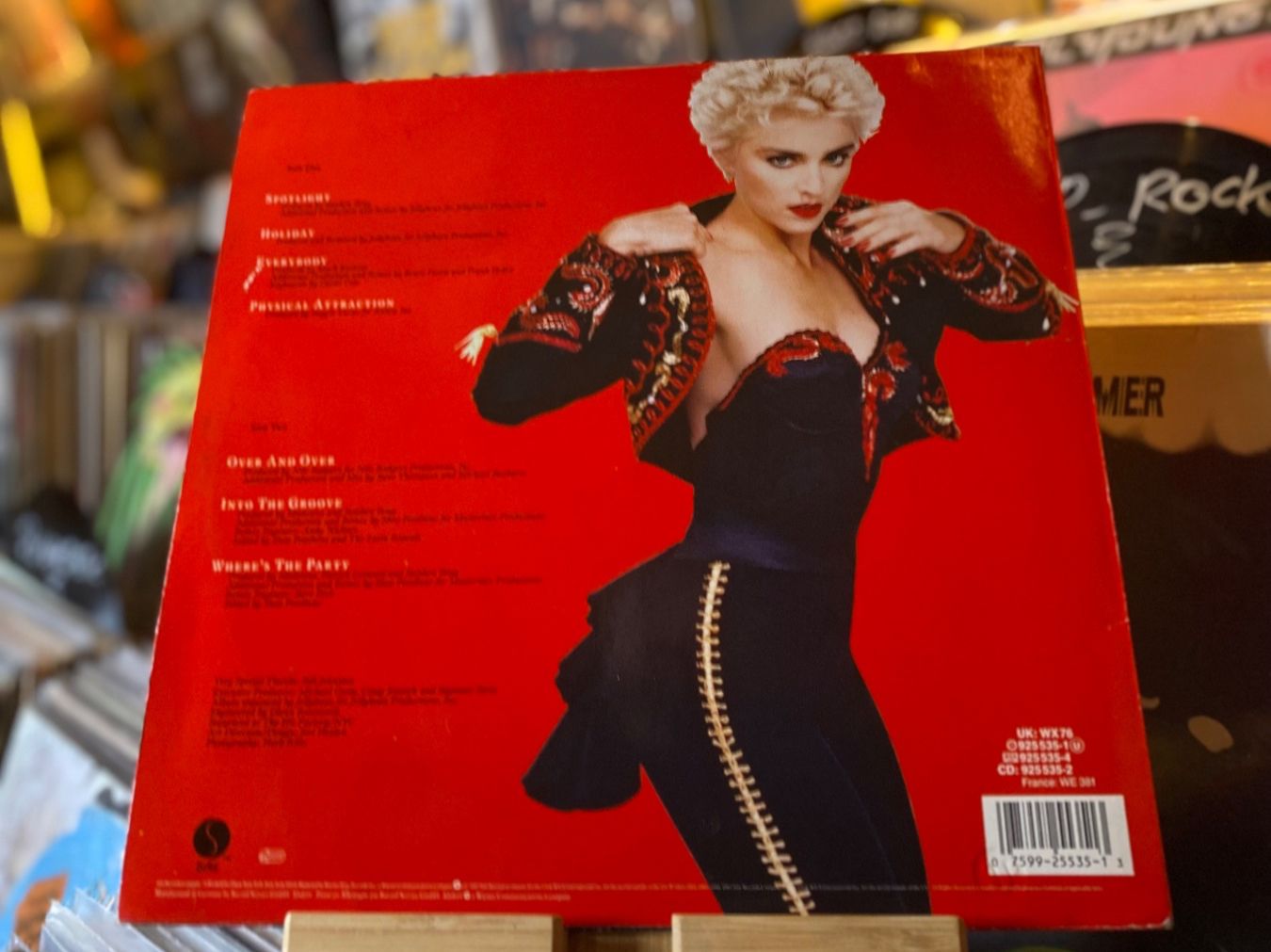Dischi in vinile: MADONNA - YOU CAN DANCE...OG EU 1987...VG+/VG+ – Usato da Gals venduto da Diskopatshop 1