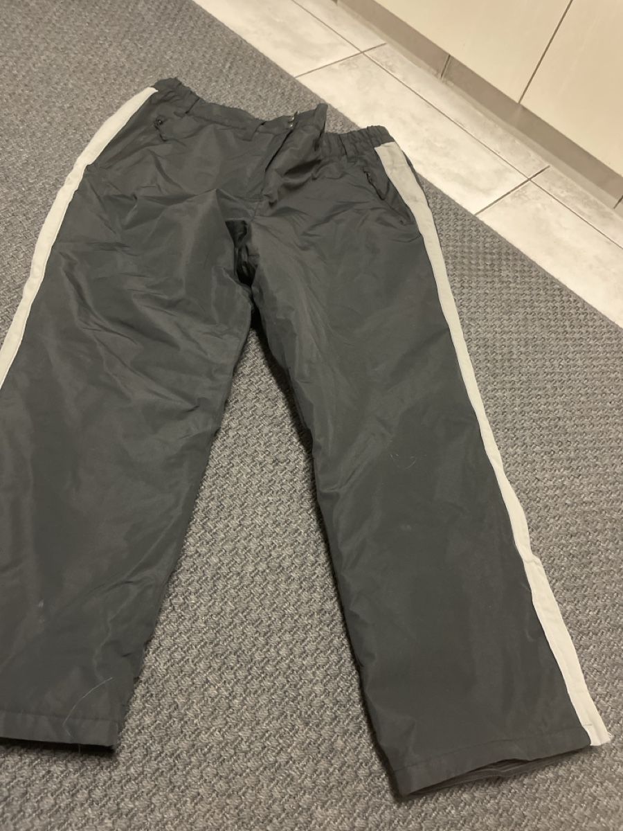 Pantaloni: Bon Prix skihose gr 52 oder xl damen – Usato da Bad Zurzach venduto da Cuore34