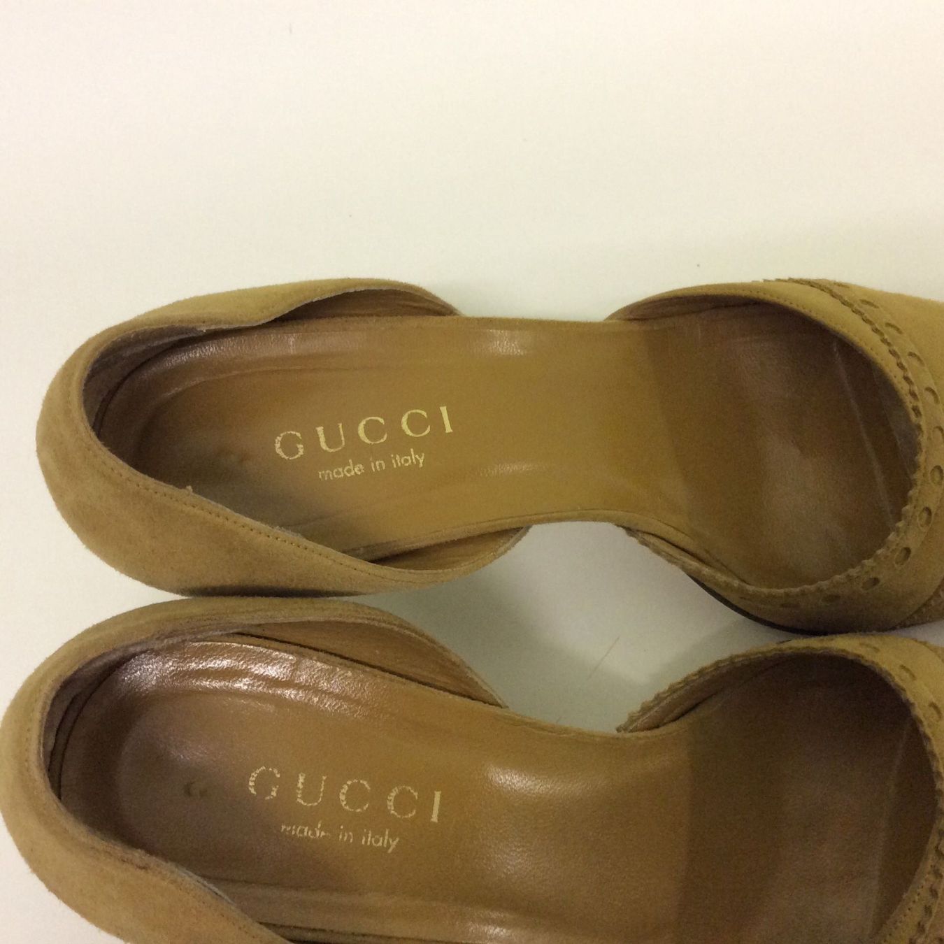 Gucci Scarpe da donna: Gucci open-toe suede sandals – Usato da Zürich venduto da LoveFashion76 4