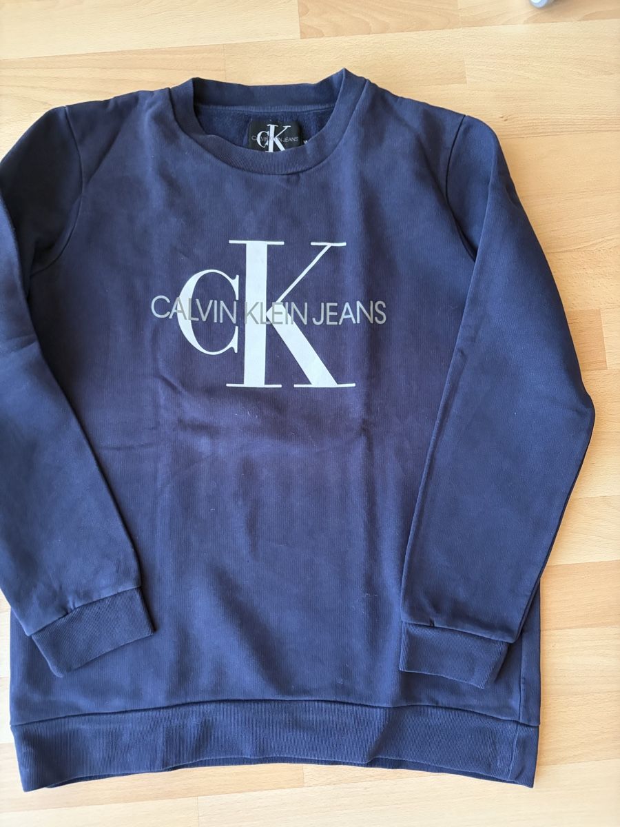 Calvin Klein Pulls & Sweat-shirts: Calvin Klein Sweatshirt M – D'occasion à Volketswil par sam_n6pb