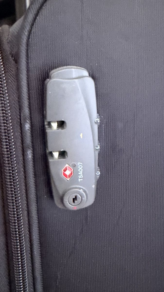 Samsonite Reisekoffer: Samsonite Koffer – Gebraucht aus Basel von skyluck 2