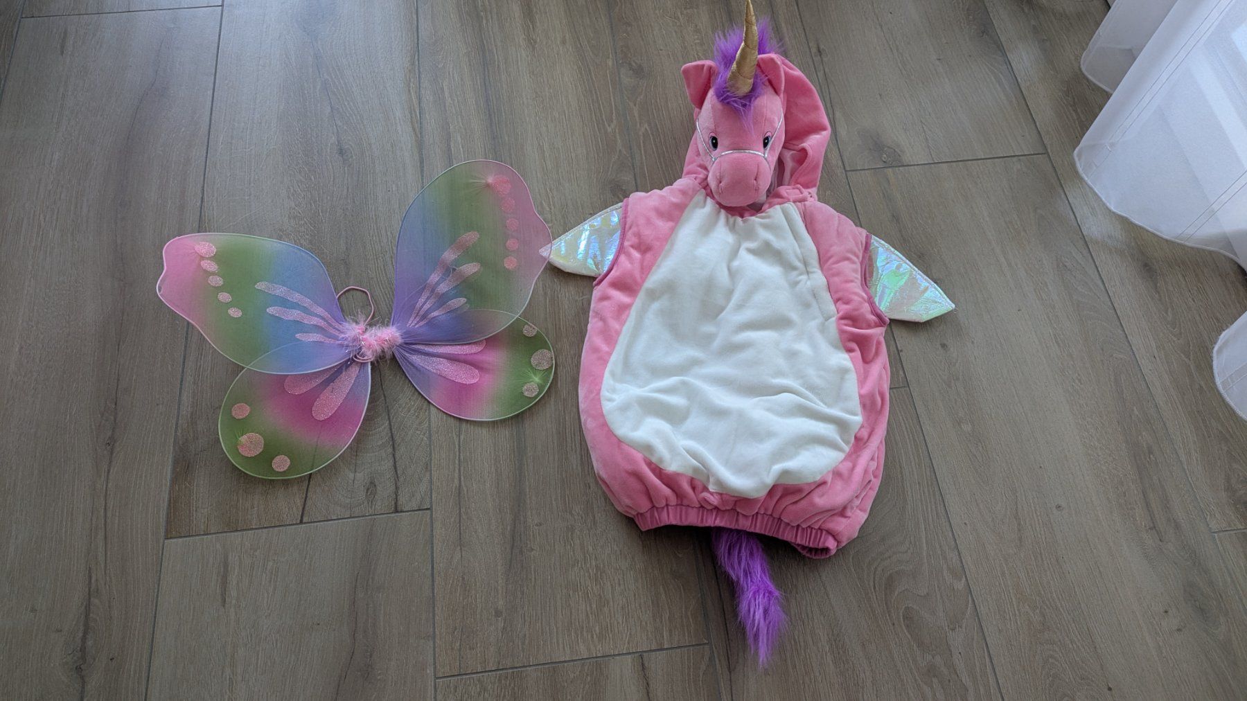 Costumi: Einhorn / Unicorn Kostüm - Gr. 104 – Usato da Staufen venduto da Fleby84 1