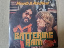Mouth & MacNeal Single – Hello