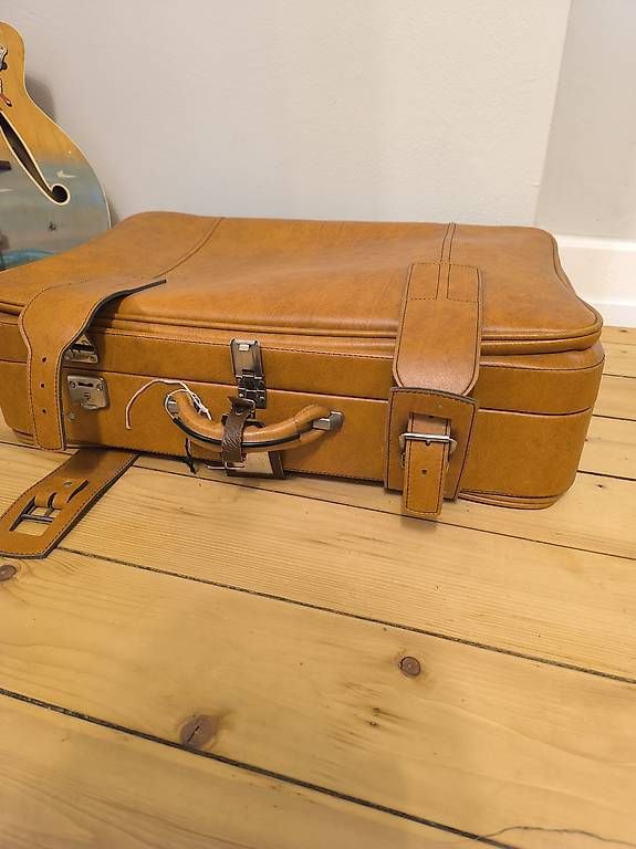 Reisekoffer: Vintage Koffer – Gebraucht aus Birmenstorf AG von fme_5qjr 2