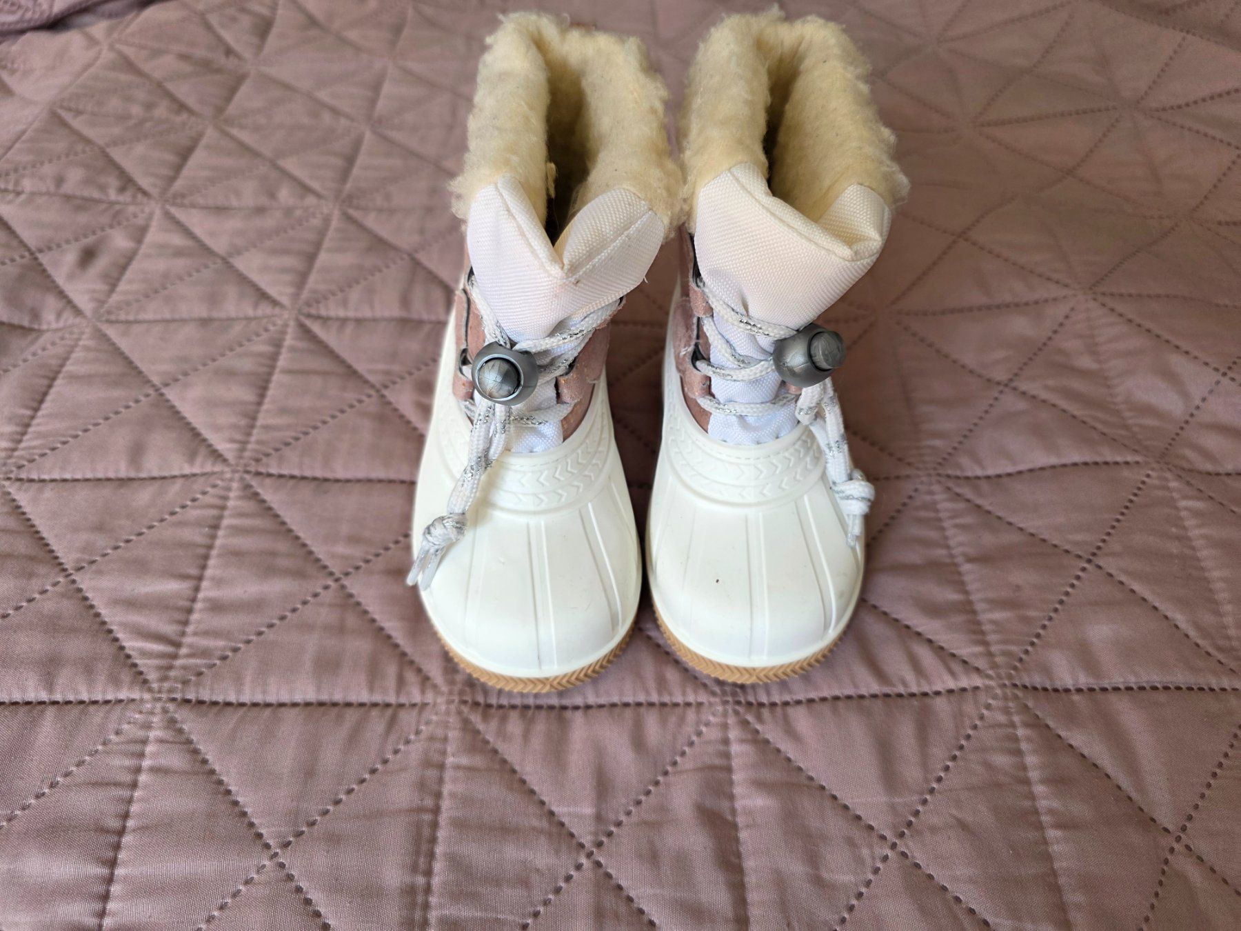 H&M Scarpe per ragazze: Bottes H&M pointure 22/23 – Nuovo (secondo la descrizione) da Biel/Bienne venduto da Djdreamx