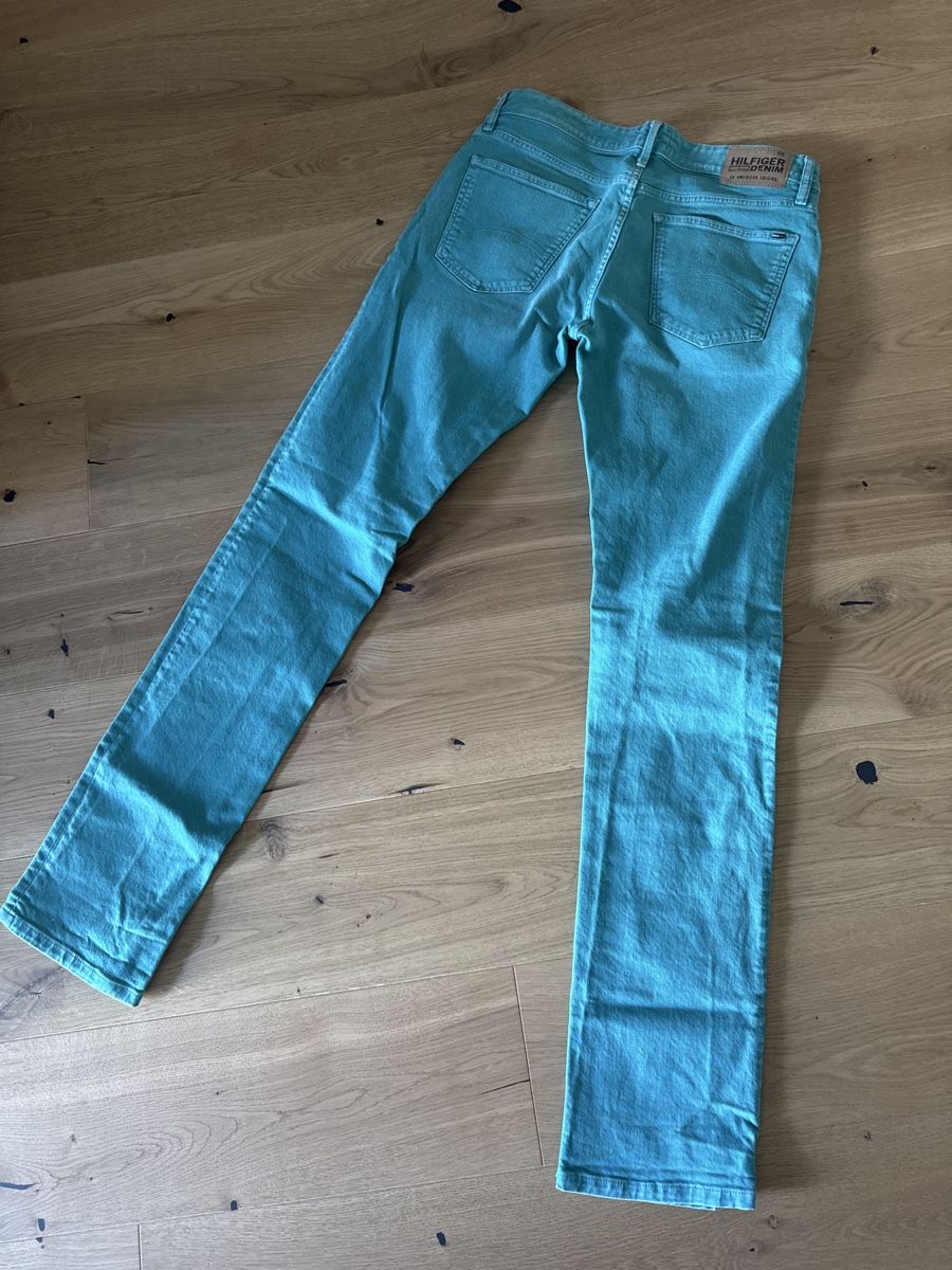 Tommy Hilfiger Jeans: Tommy Hilfiger Jeans 33/36 grün – Usato da Eschikofen venduto da Kesper89 2