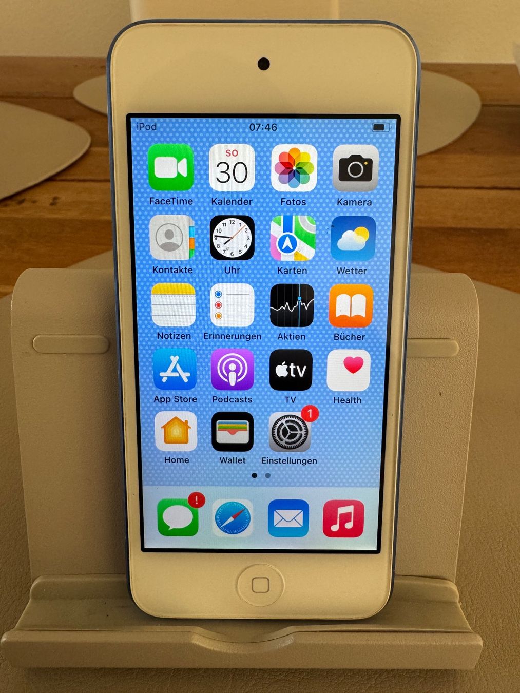 Apple Lettore multimediale portatile: iPod touch 7Generation 32GB – Usato da Adliswil venduto da Busys