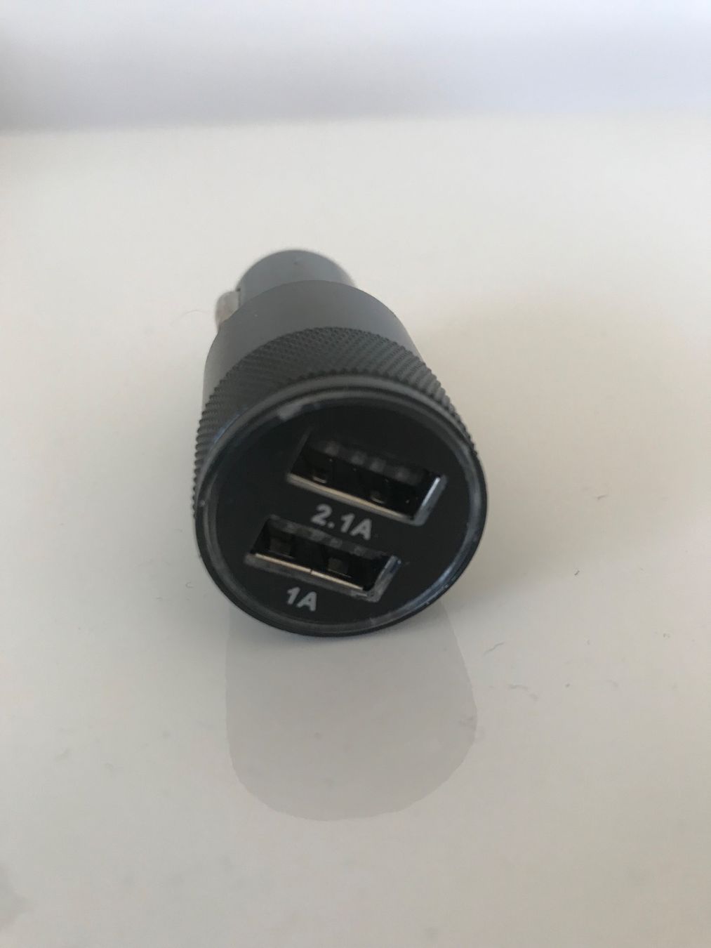 Caricabatterie: Auto USB Ladegerät – Usato da Lausanne venduto da opi_92cn 3