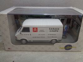 Atlas 1:43 Citroën C35 Diorama Garage Petits utilitaires