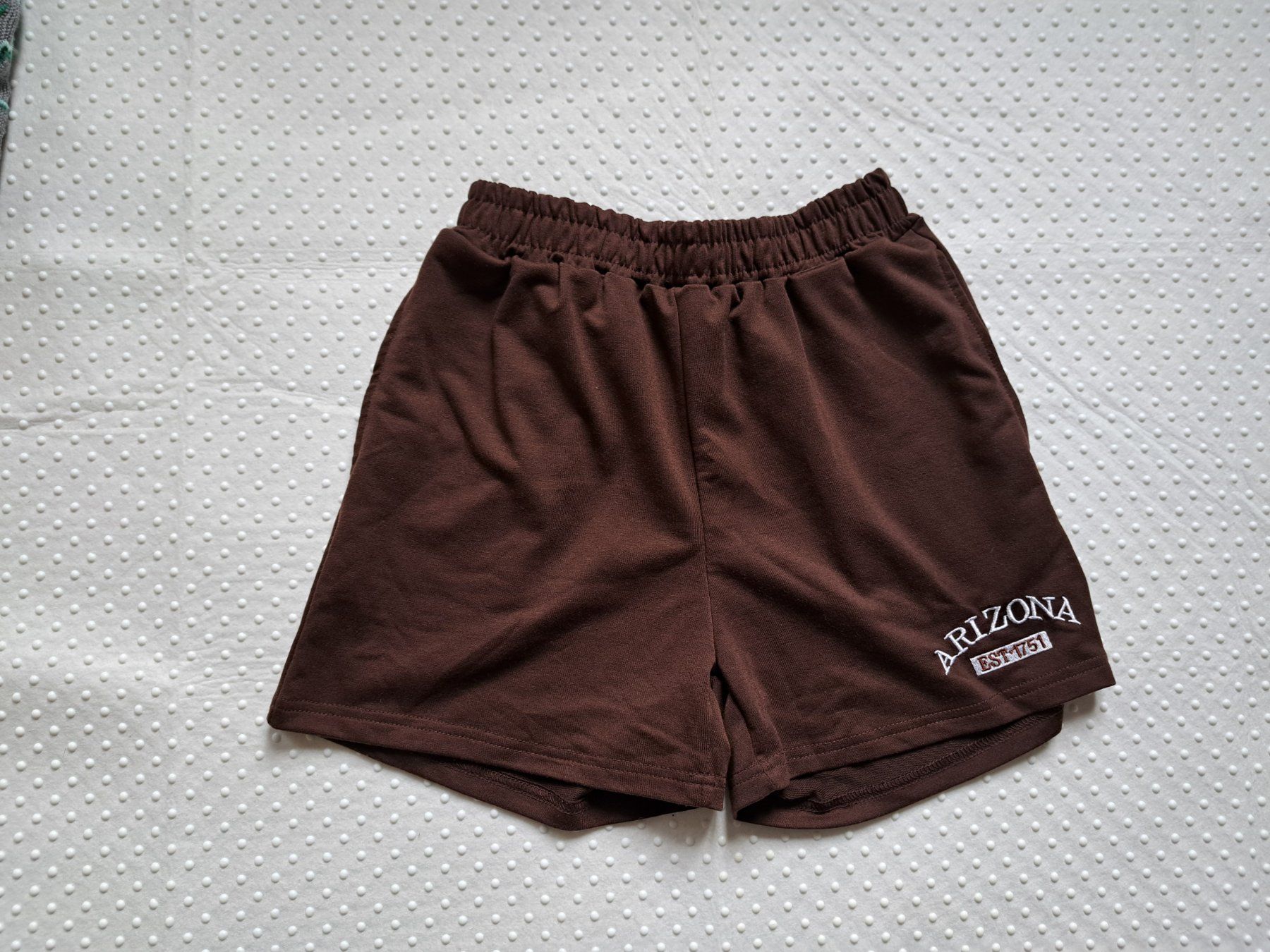 Shein Hosen: Braune Shorts SHEIN Damen Gr. S – Gebraucht aus Gysenstein von joshuas81
