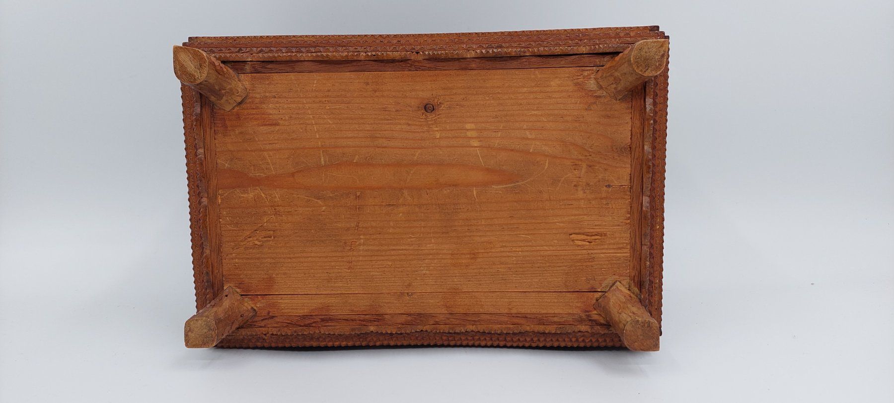 Cassapanche: Prächtige Tramp Art Schatulle Box – Usato da Dielsdorf venduto da anabur 5