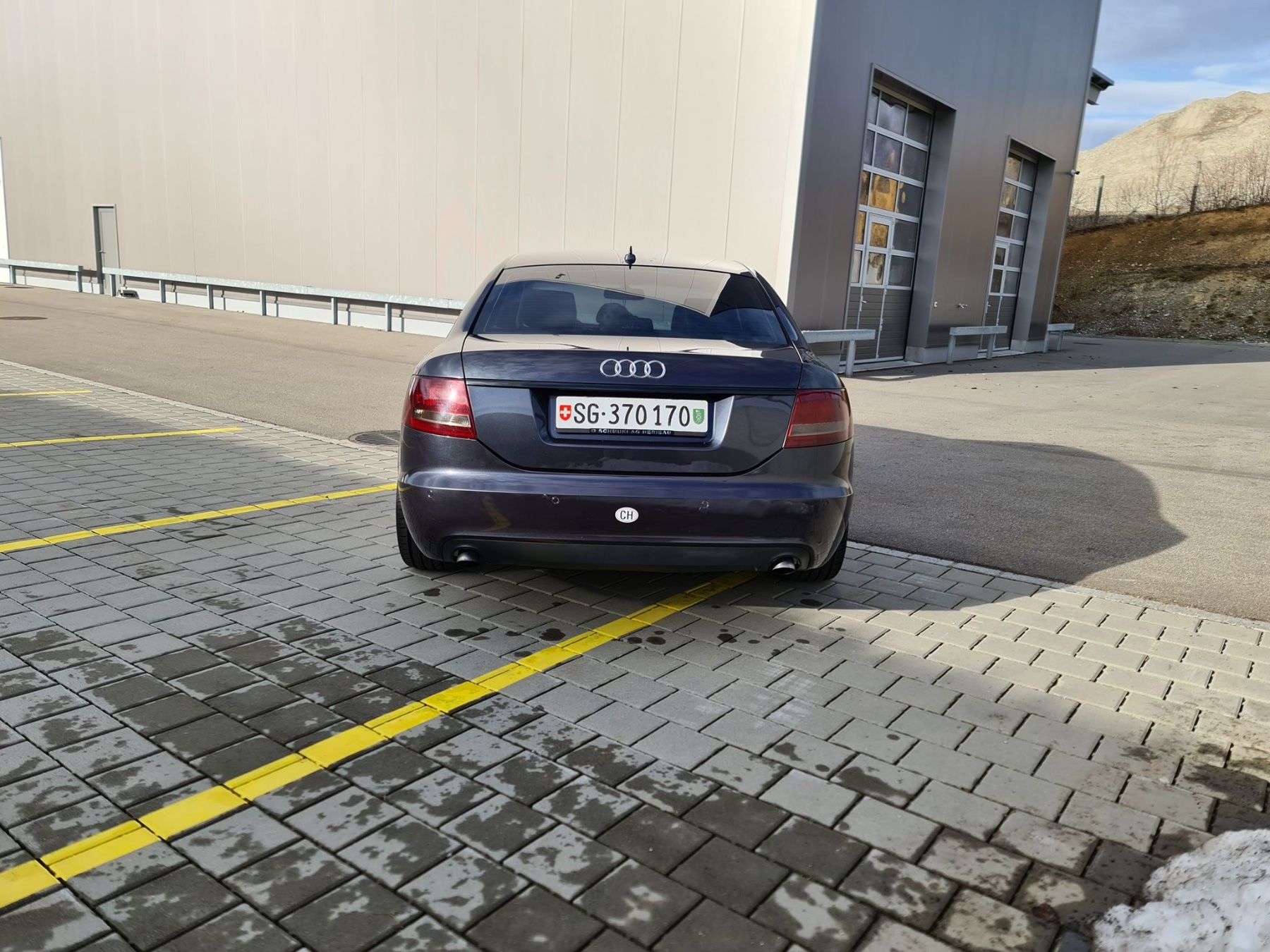 Audi Automobili: Audi A6 2.0 TDI – Usato da Gossau SG venduto da Nez-lim 4