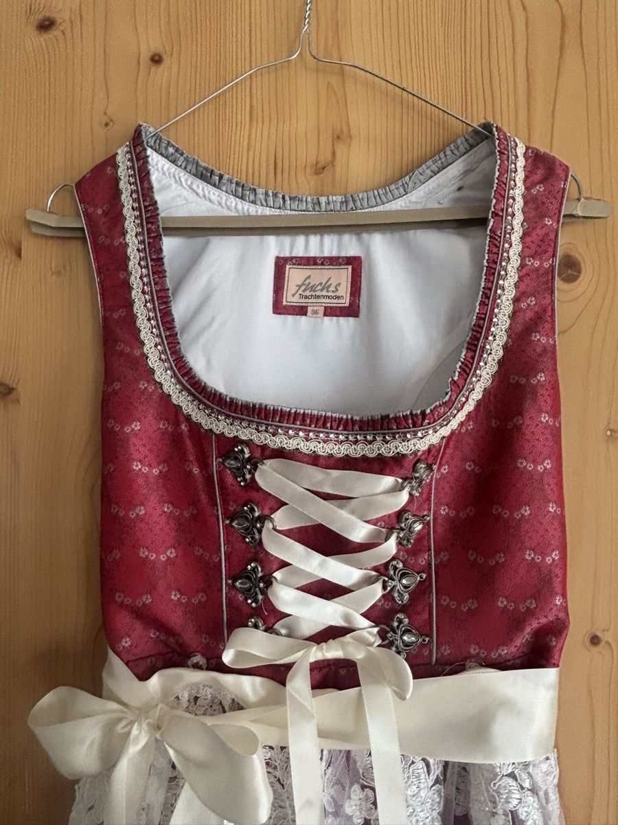 Vestiti: Dirndl von Fuchs Trachtenmoden – Nuovo (secondo la descrizione) da Laax GR venduto da urs_8tl7 1