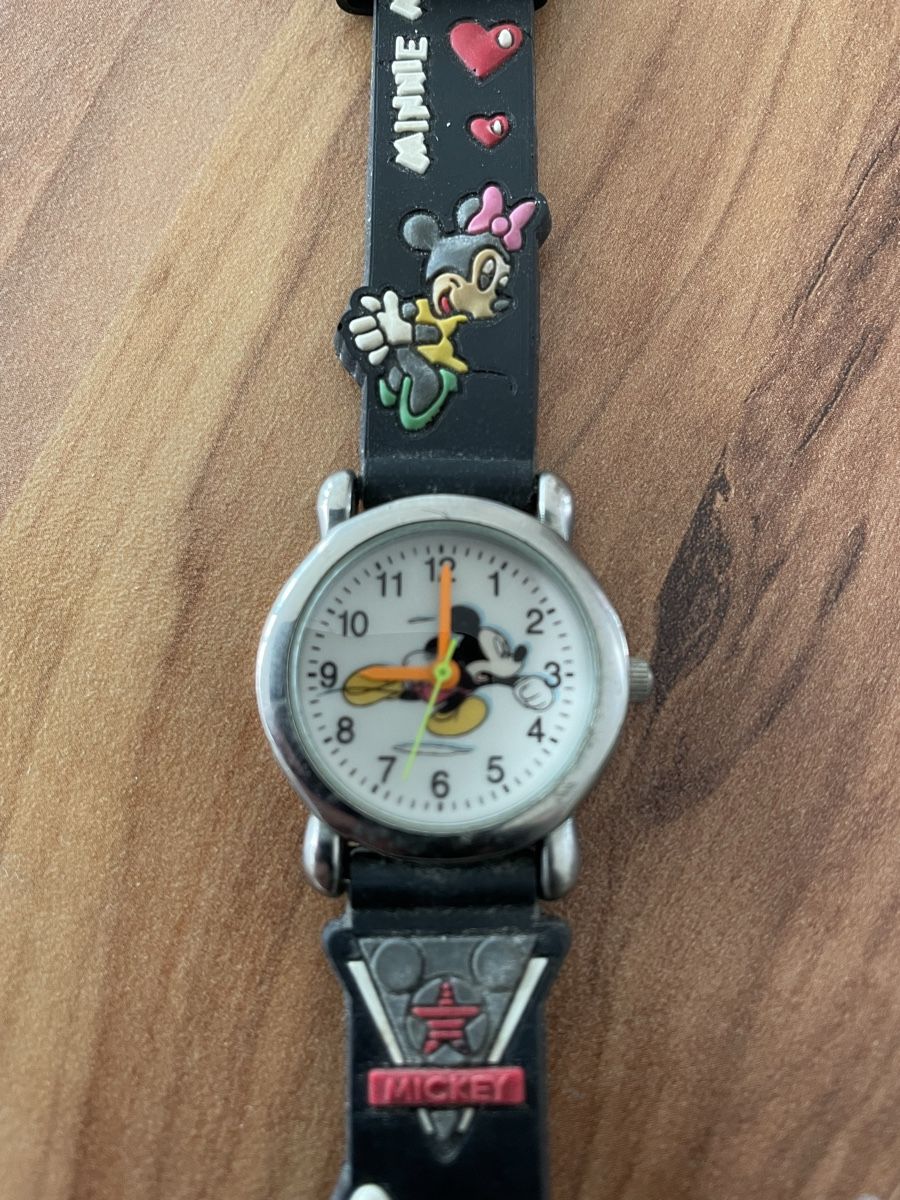Montres: Micky Maus Kinderarmbanduhr – Défectueux à Beromünster par sie_7gkf 1