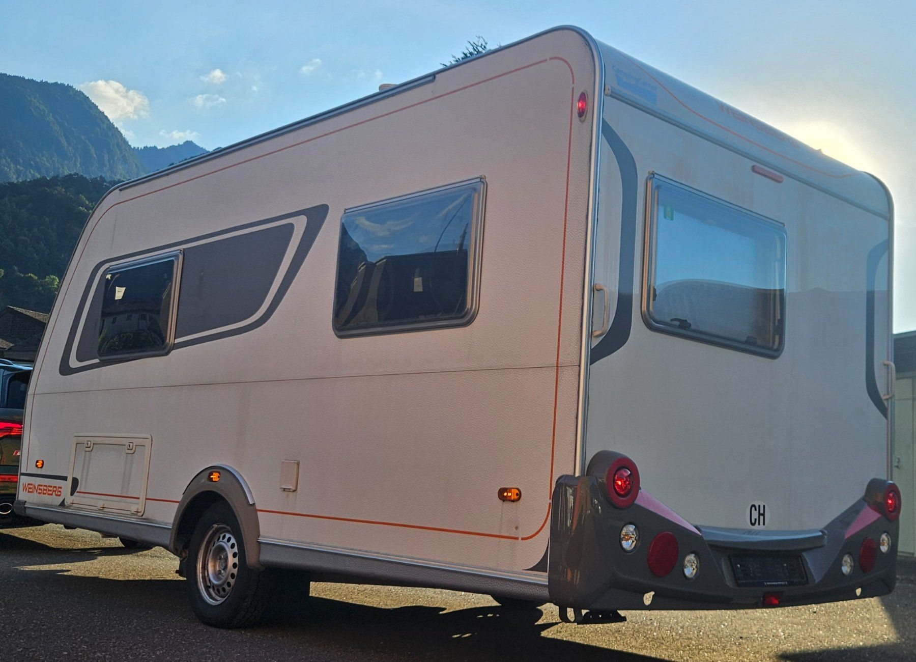Rimorchi: Wohnwagen Weinsberg W51 CaraOne – Usato da Niederurnen venduto da Hinterland 4