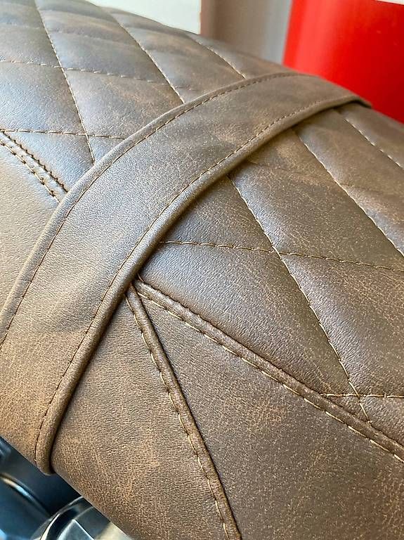 Alle Motorradersatzteile: Selle Triumph Bonneville – Gebraucht aus Genève von Bellameccanica 2