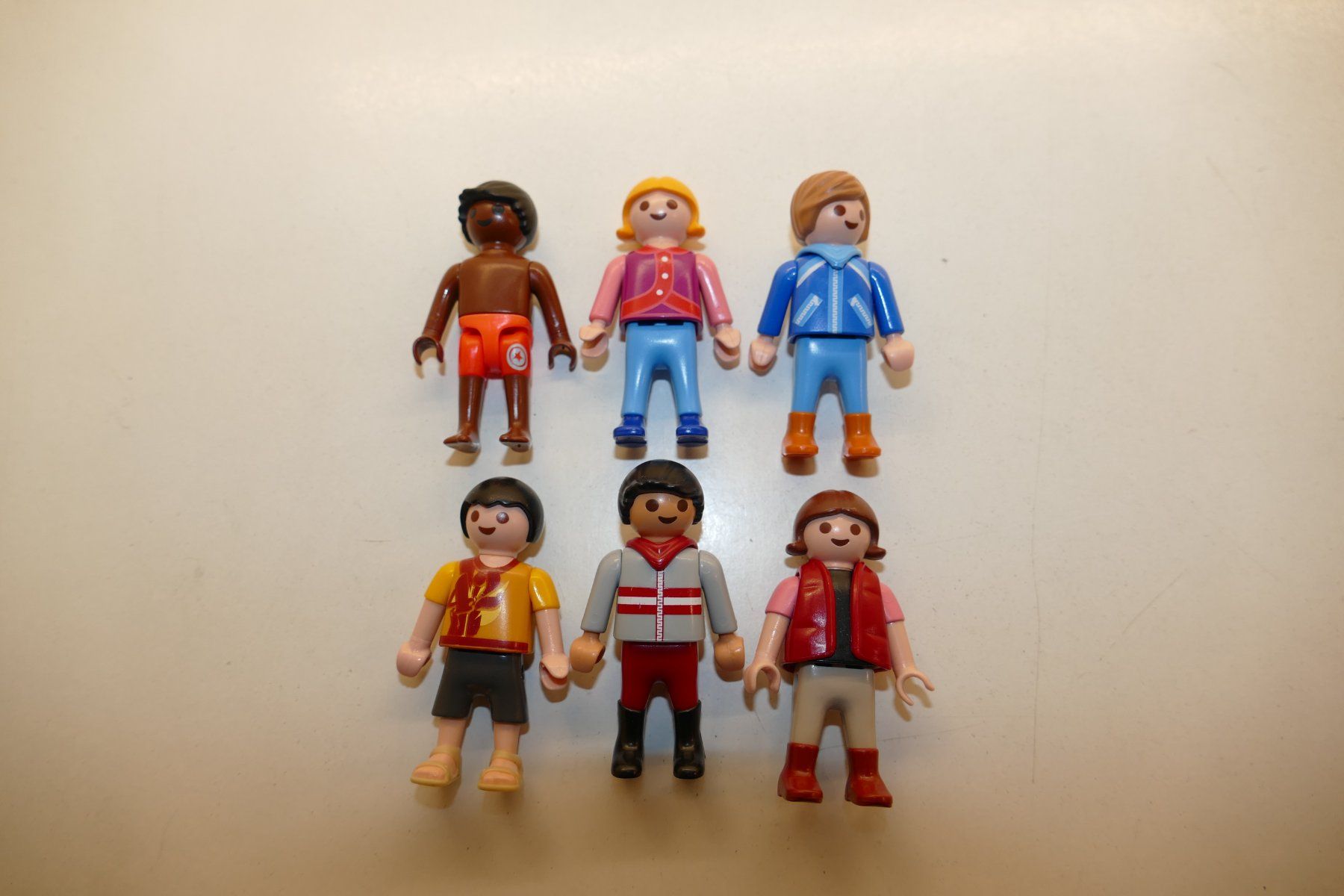 Playmobil Giocattoli: Playmobil: 6xKinder Einheit 1 – Usato da Niederhasli venduto da rail-duerst