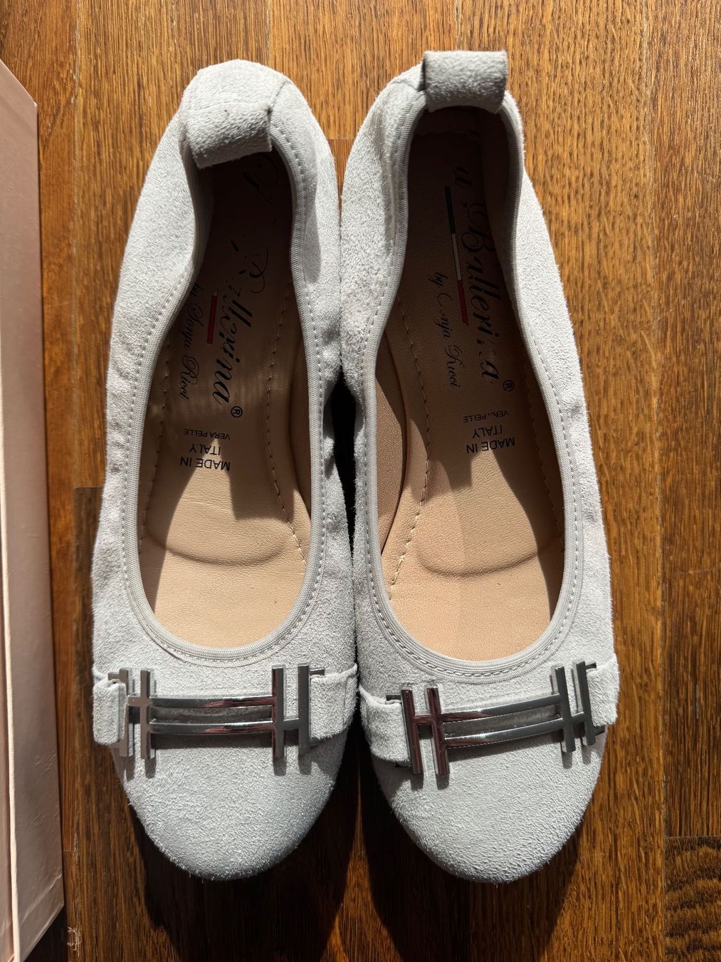 Scarpe da donna: Sonja Ricci Ballerinas, Gr. 37, grau – Usato da Lausanne venduto da AufLiebesehen
