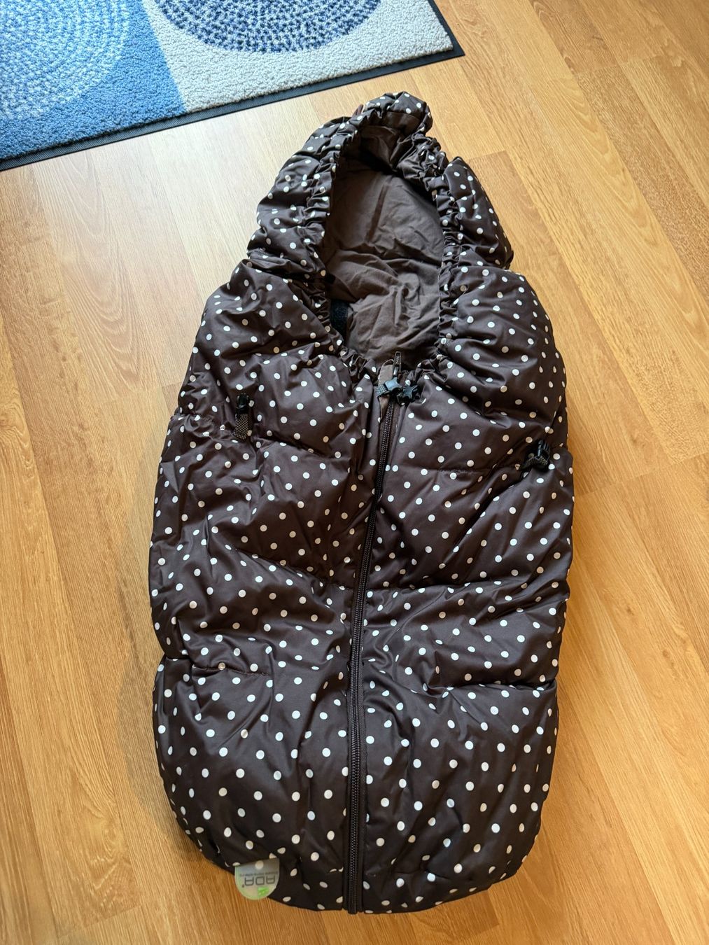 Odenwälder Sacchi a pelo: Fusssack Babyschale / Kinderwagen Daune Babynest – Usato da Niedermuhlern venduto da ste_c5h9
