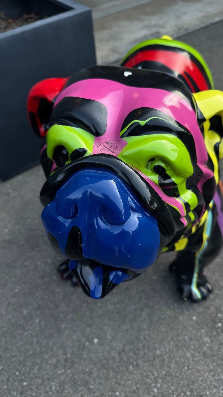 Statuette: Farbiger Bulldogge / Hund – Usato da Basel venduto da VIO100 1
