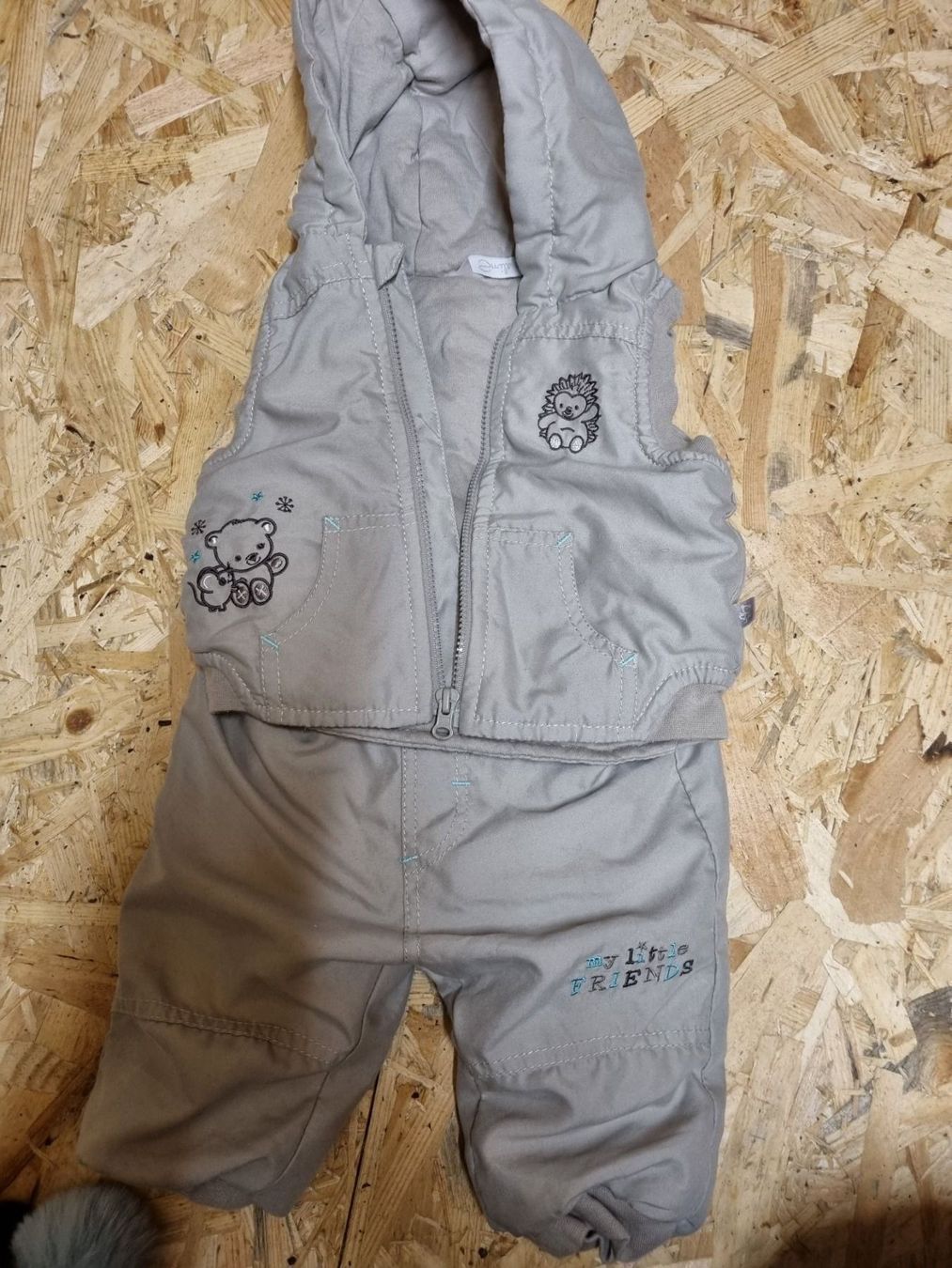 Lotti & Set di vestiti: Baby Weste Hose Set Igel 62 – Nuovo (secondo la descrizione) da Berg TG venduto da lisboa.sky