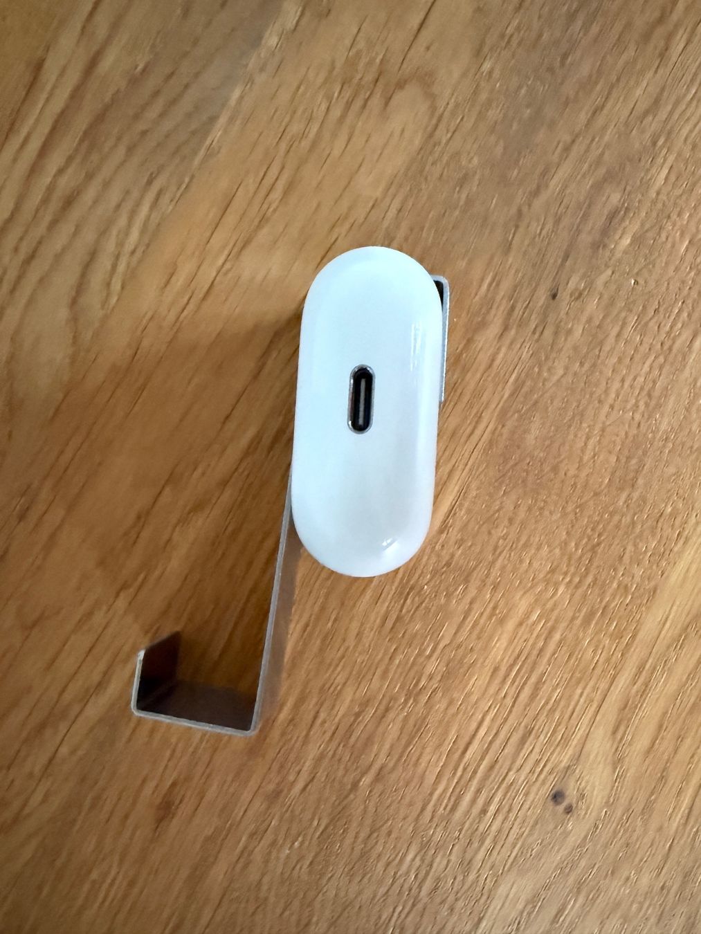 Apple Kopfhörer: APPLE AirPods 4 Charging Case – Gebraucht aus Lausanne von Nine1982 6