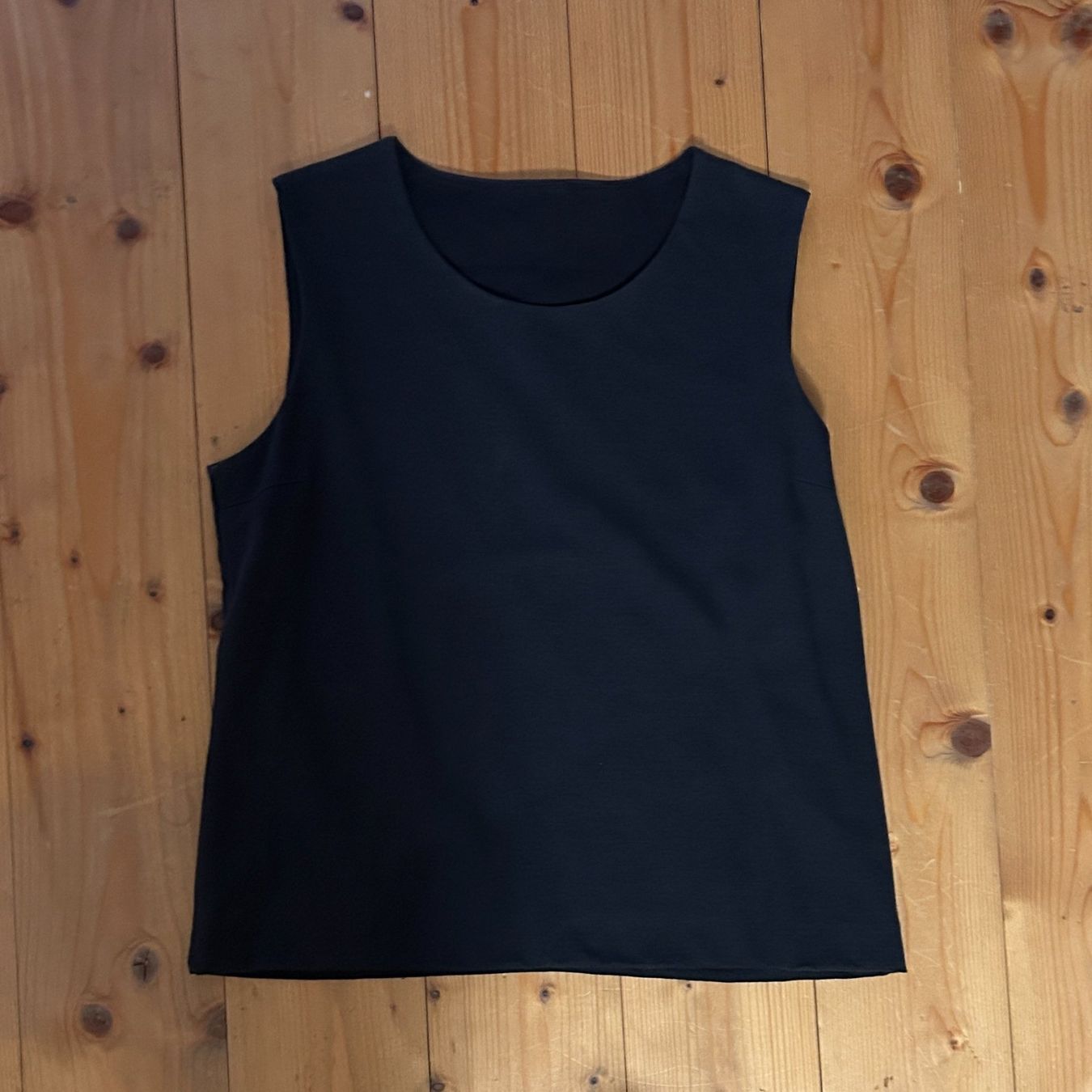 Top: Dunkelblaues Top – Usato da Stäfa venduto da britsch57