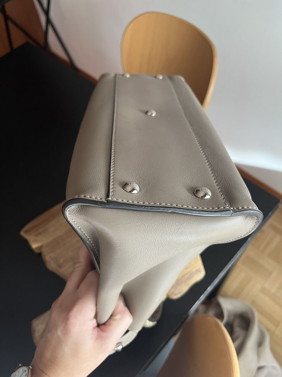 Fendi Borse da donna: Fendi Peekaboo etoupe – Usato da Lugano venduto da Vintage.Mood 3