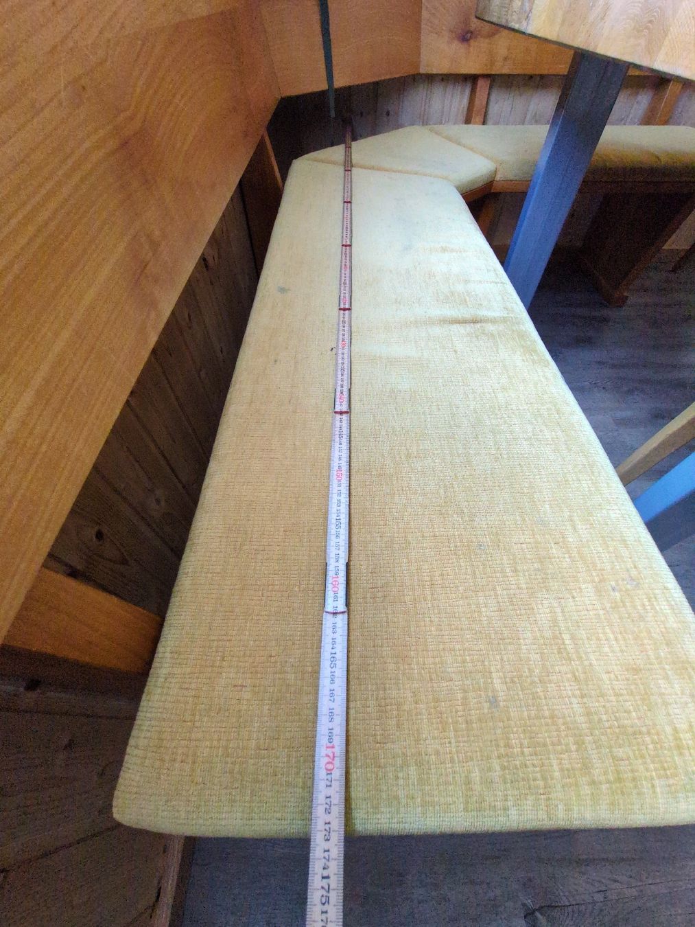 Panchine: Eckbank mit Tisch – Usato da Wattwil venduto da Flugplatzmuser9630 2