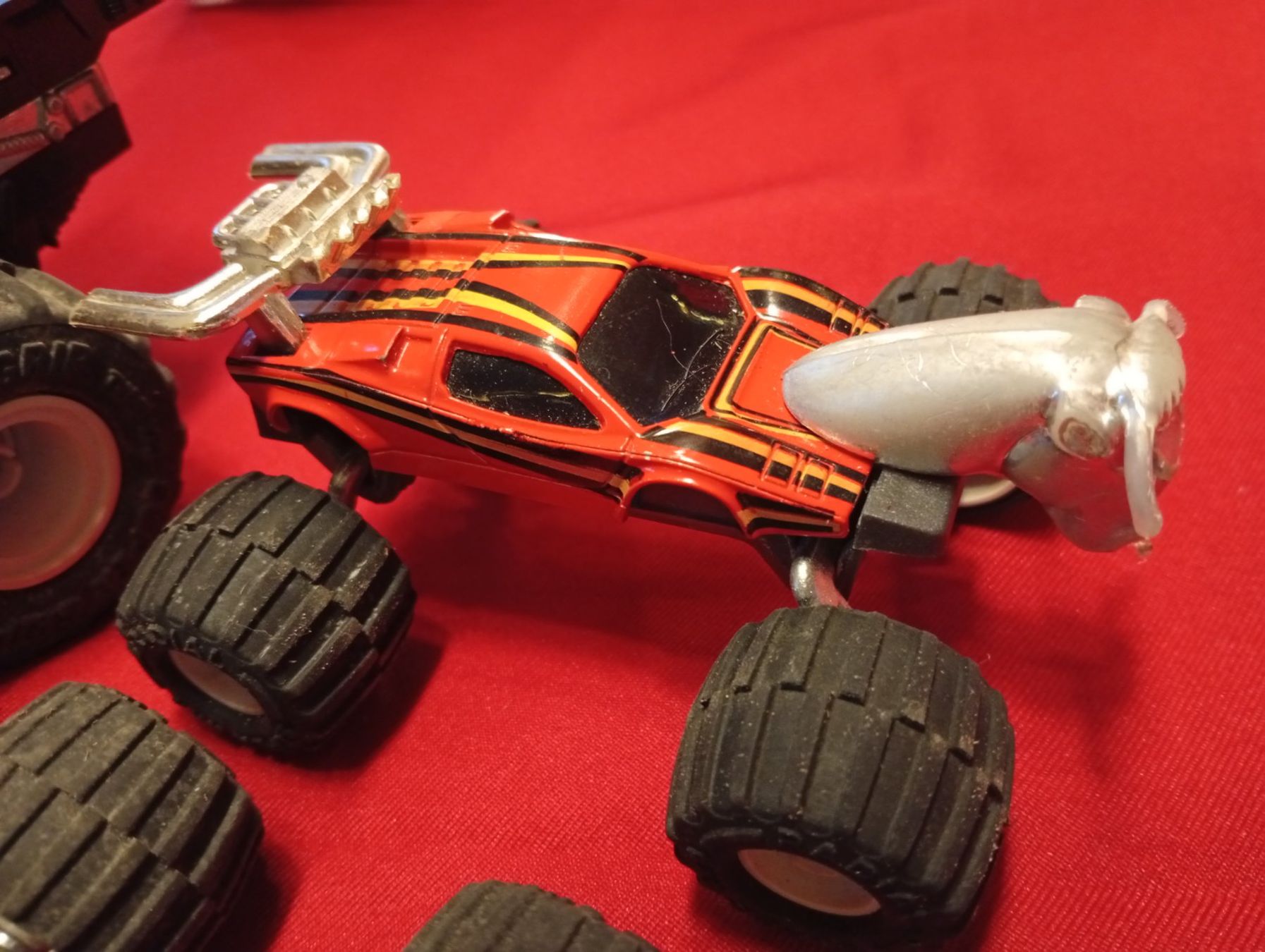 Majorette Modellini d'auto: Majorette Extranimals – Usato da Perrefitte venduto da 36B 2