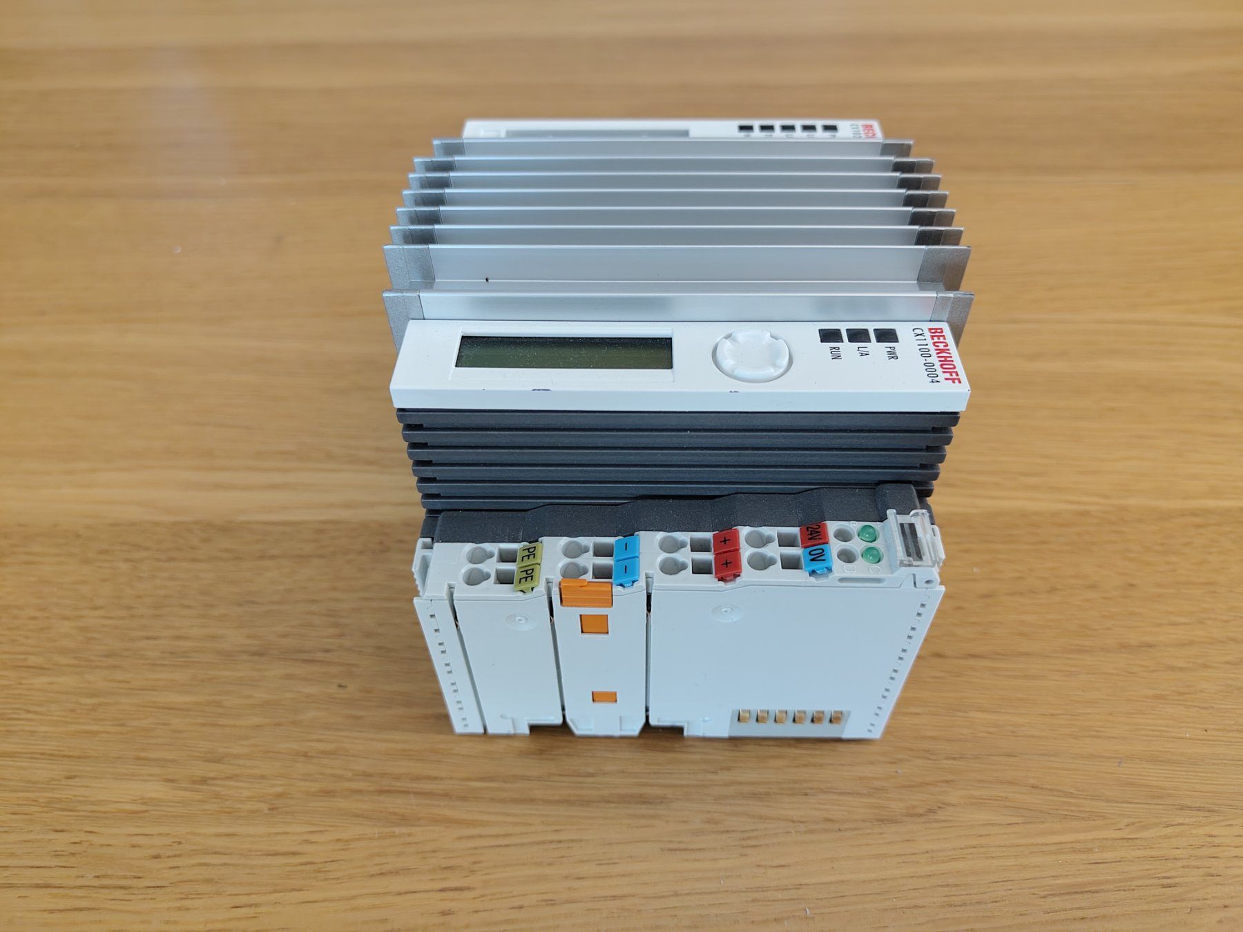 Beckhoff Componenti elettronici: Beckhoff CX1020-0112 CPU-Grundmodul + CX1100-0004 – Usato da Wiesendangen venduto da JohnDoe 1