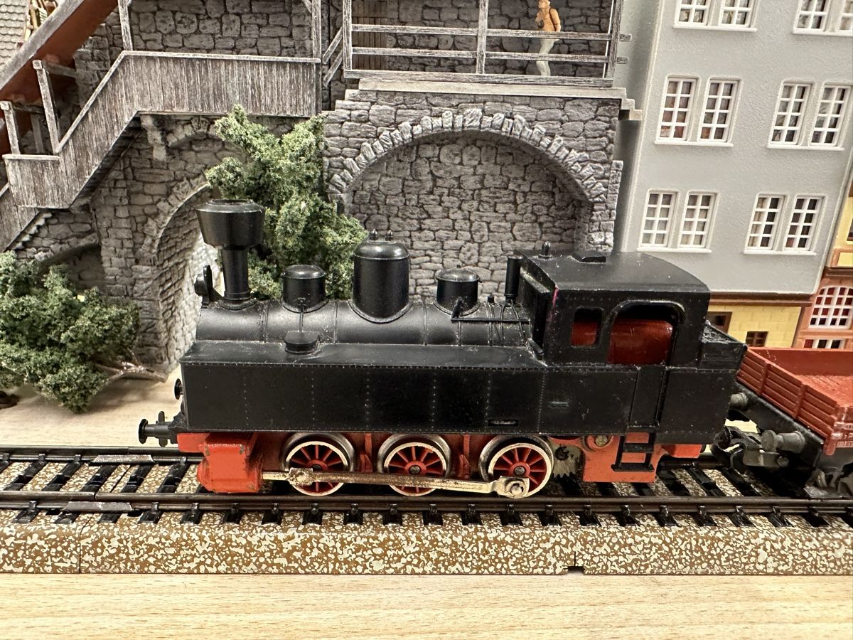 Märklin Modellini di ferrovie: Märklin 3090 DB BR 89 Güterzug – Usato da Lupsingen venduto da New-Haven 1